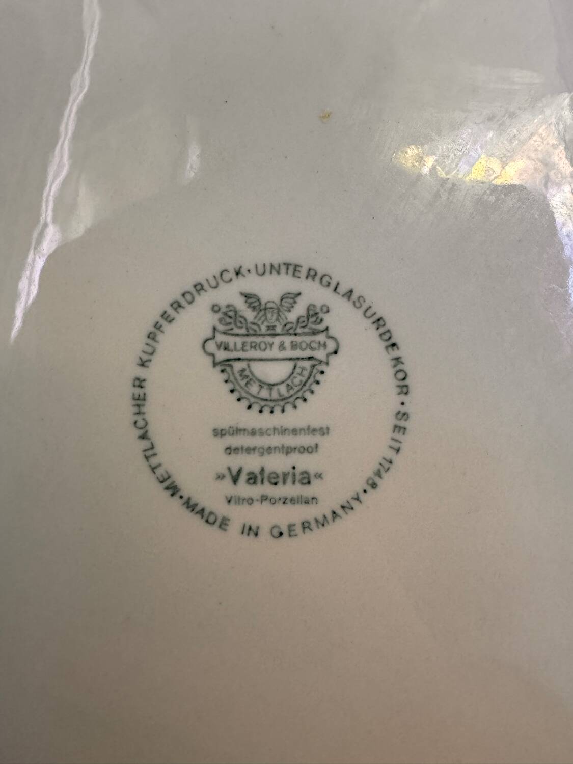 Assiette bleue en porcelaine vintage Villeroy & Boch Valeria