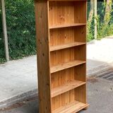 Bibliothèque scandinave en bois massif