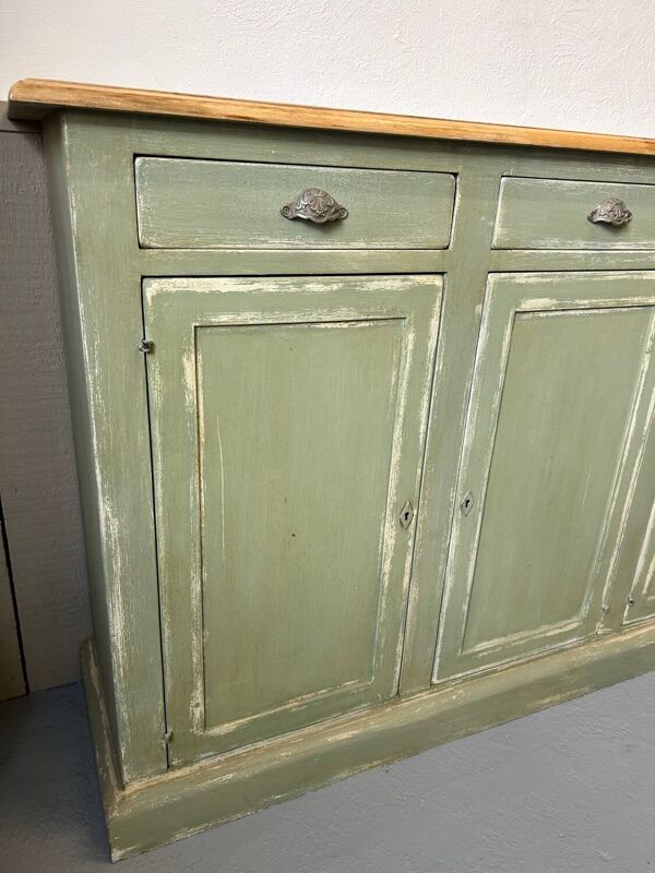Buffet ancien patiné vert – 4 portes & 4 tiroirs – Plateau bois