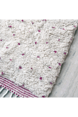 Berber carpet Blessed Ouarain with pink dots fushia and white