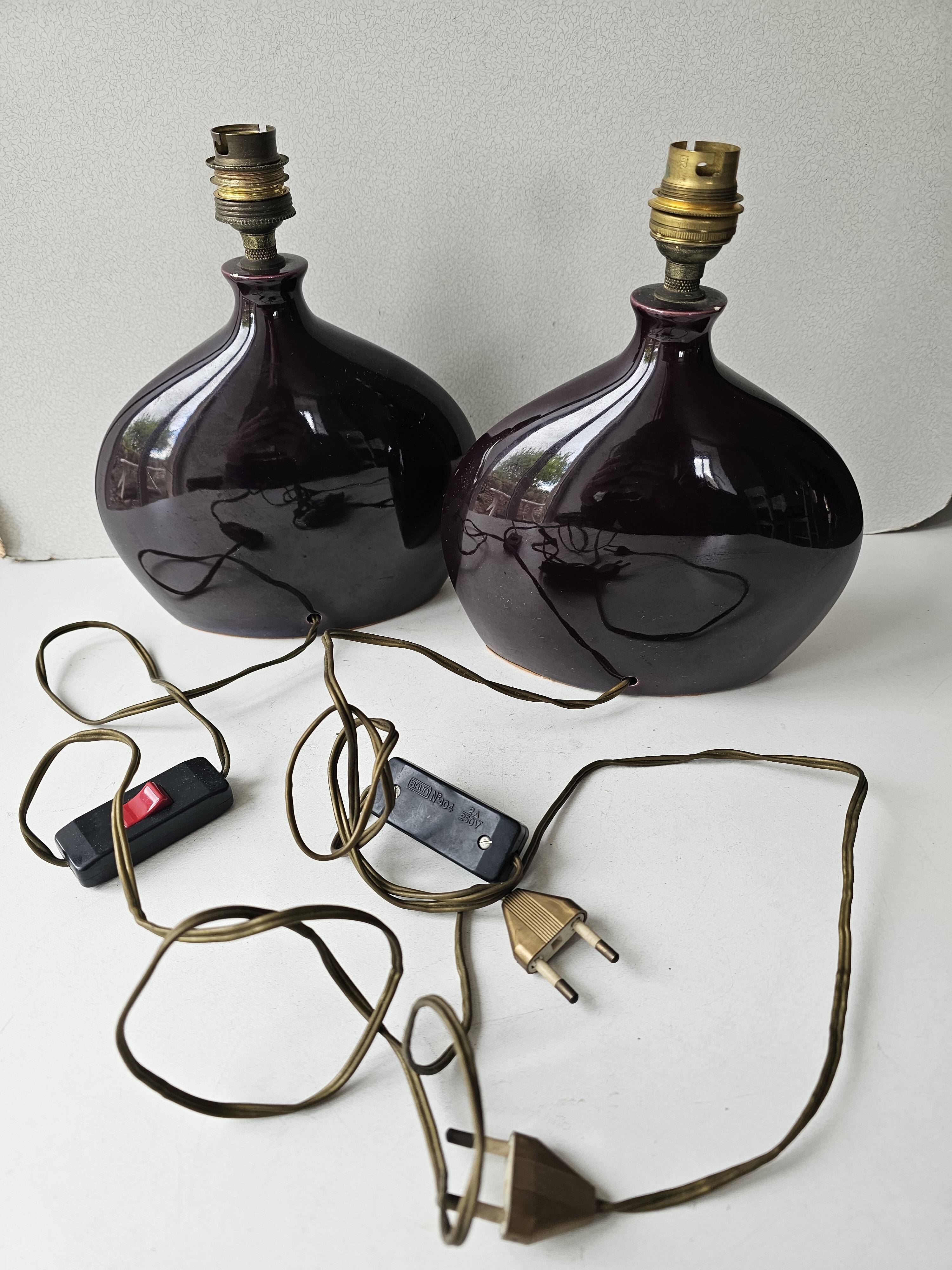 Set of 2 Mauve Ceramic Table Lamps