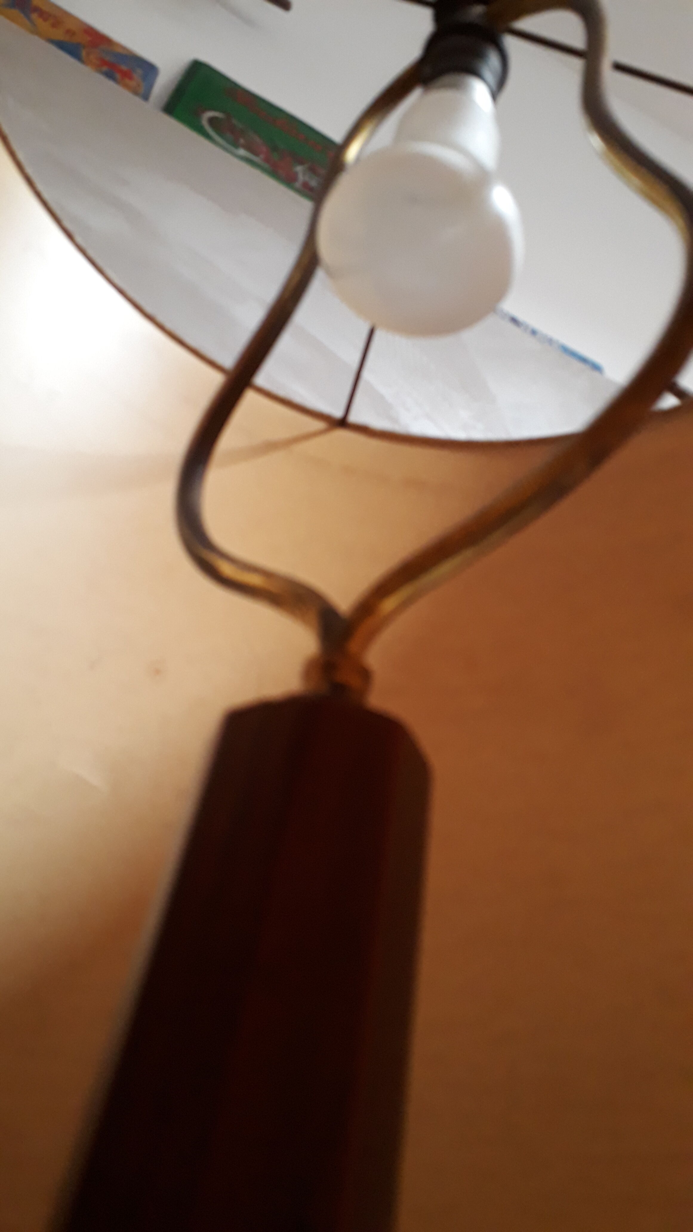 Lampadaire à tablette art deco