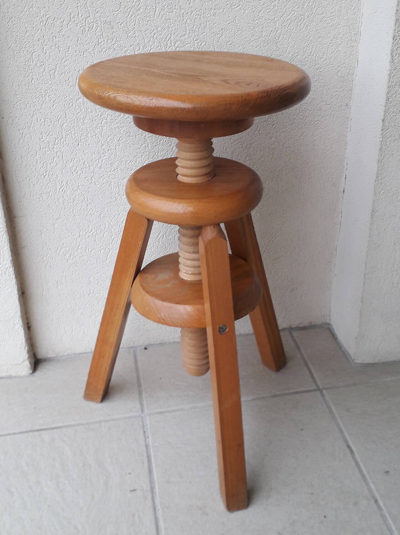 Wooden screw stool