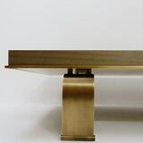 Table basse contemporaine en laiton