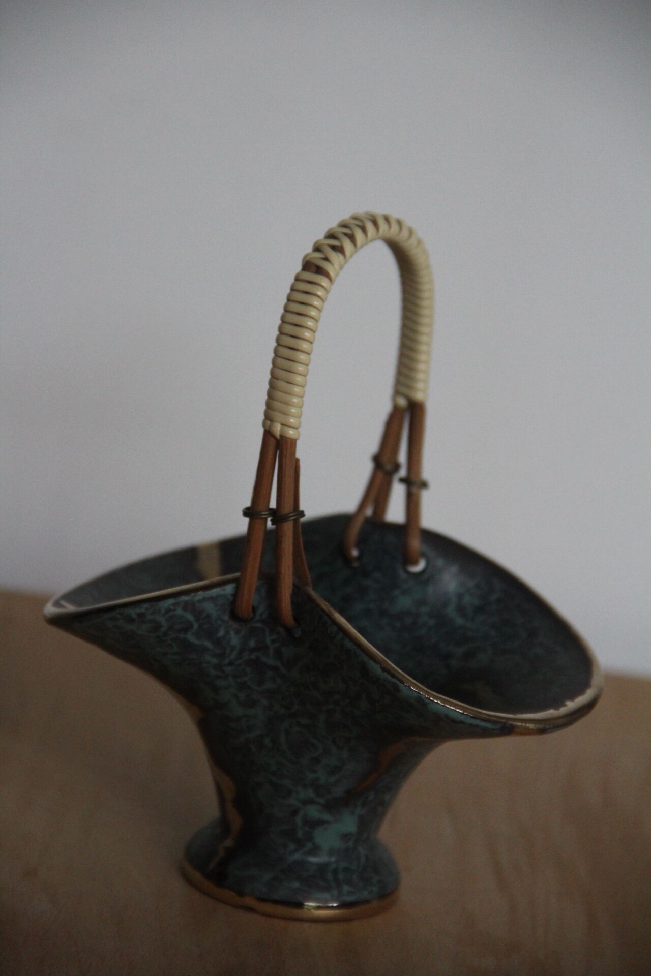 Vintage ceramic trinket bowl
