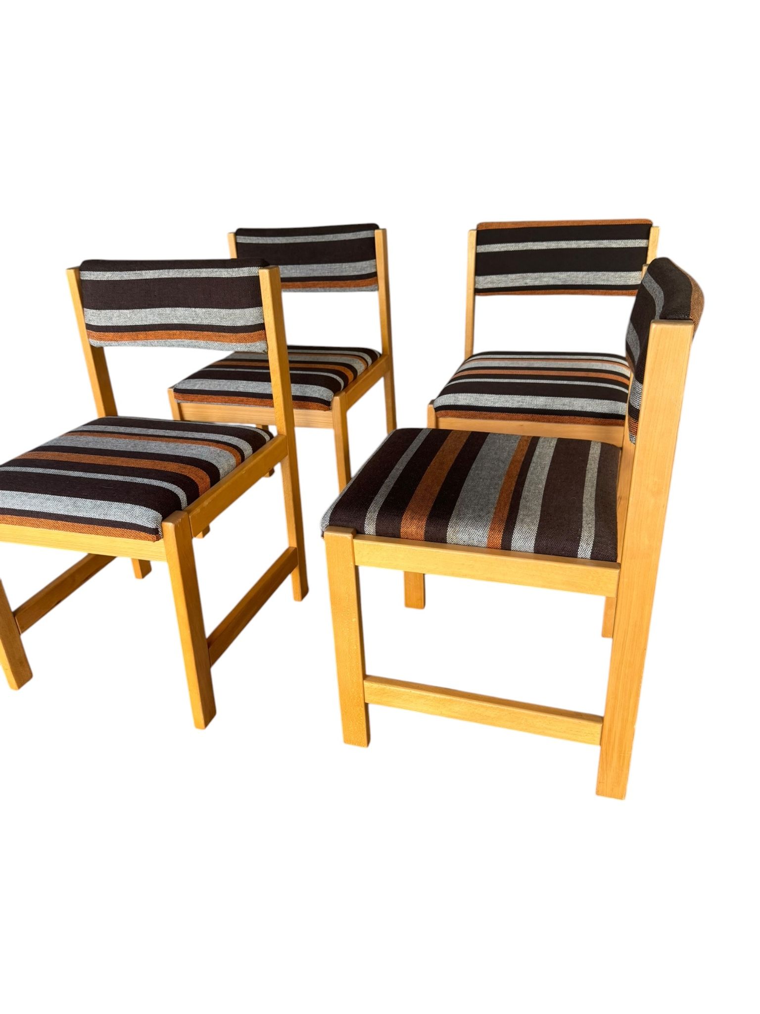 Set of 4 Scandinavian Dining Chairs