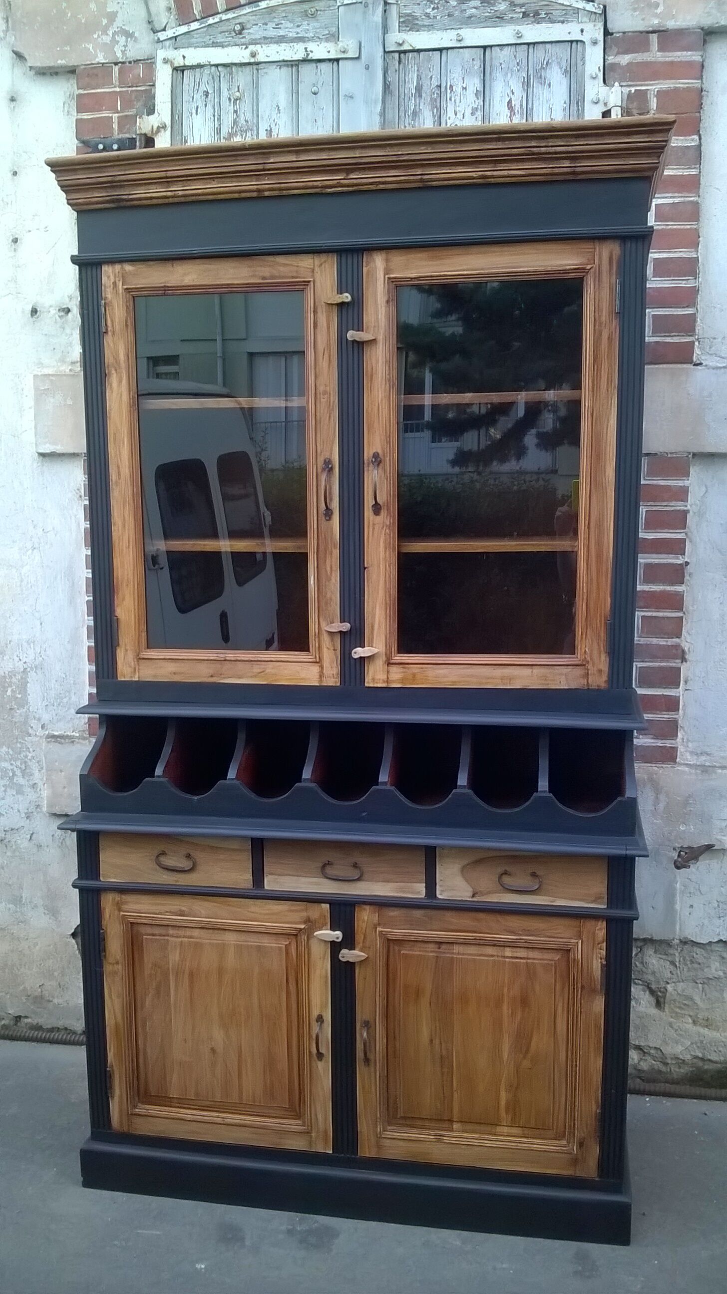 Vaisselier raw black