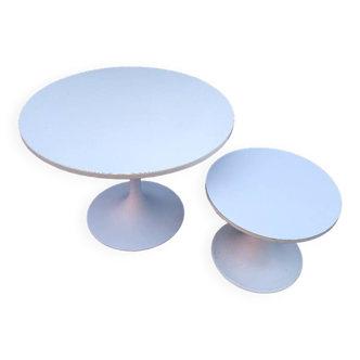 2 Tables rondes, pied tulipe, style Saarinen, 1970