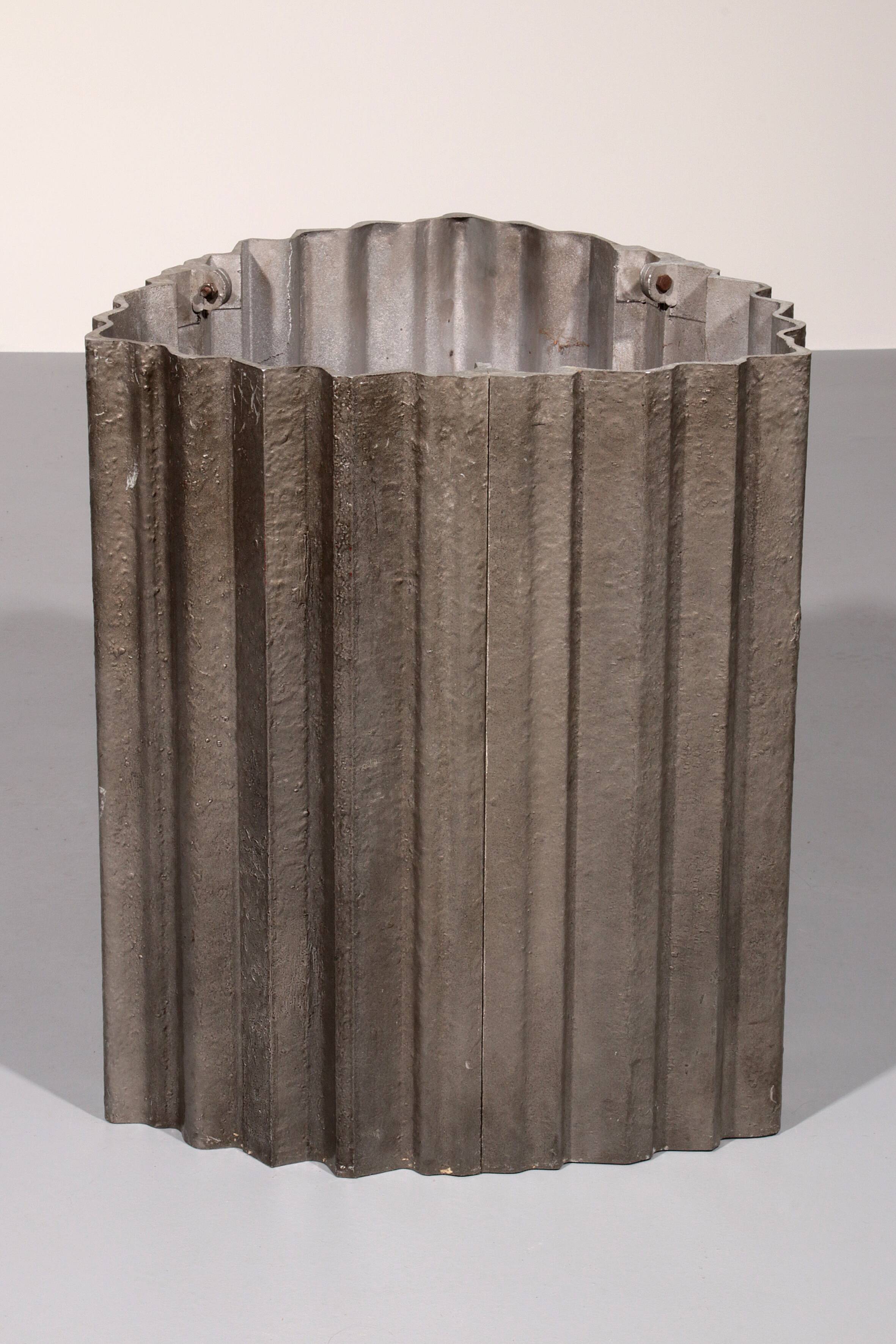 Chic Brutalist Dining Table by Max Papiri 1970 Italy