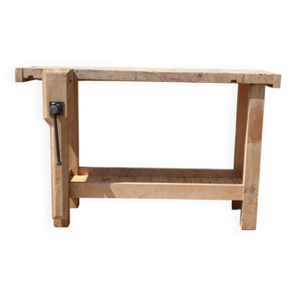Carpenter's workbench