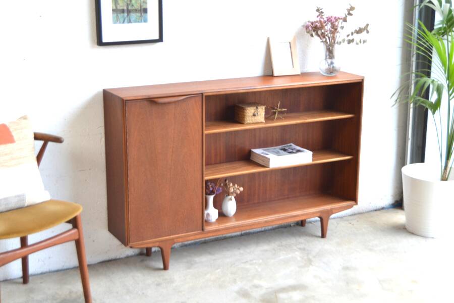 Library by McIntosh * 136 cm