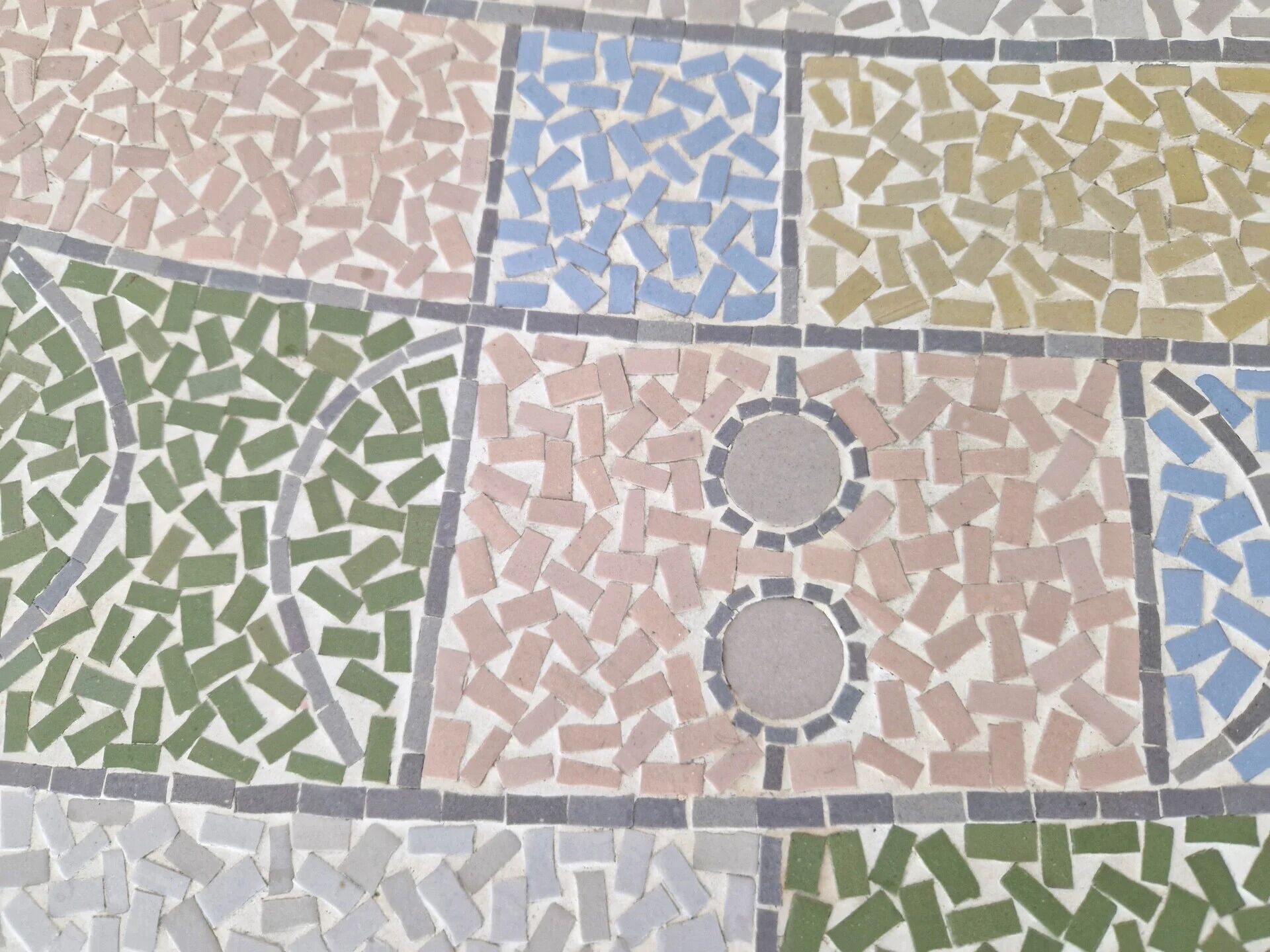 XL Berthold Müller mosaic coffee table