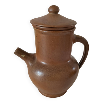 Stoneware coffee pot
