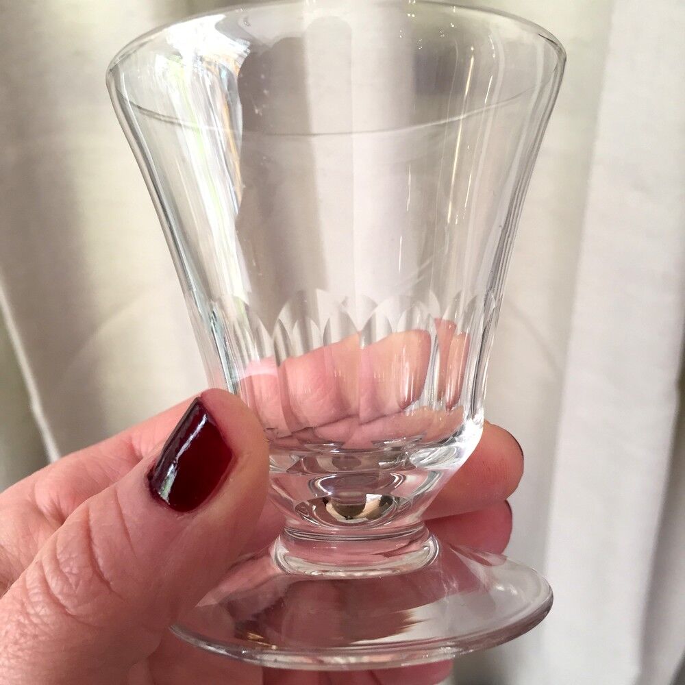 Suite of 11 glasses of cooked wine or port in sober and elegant glass