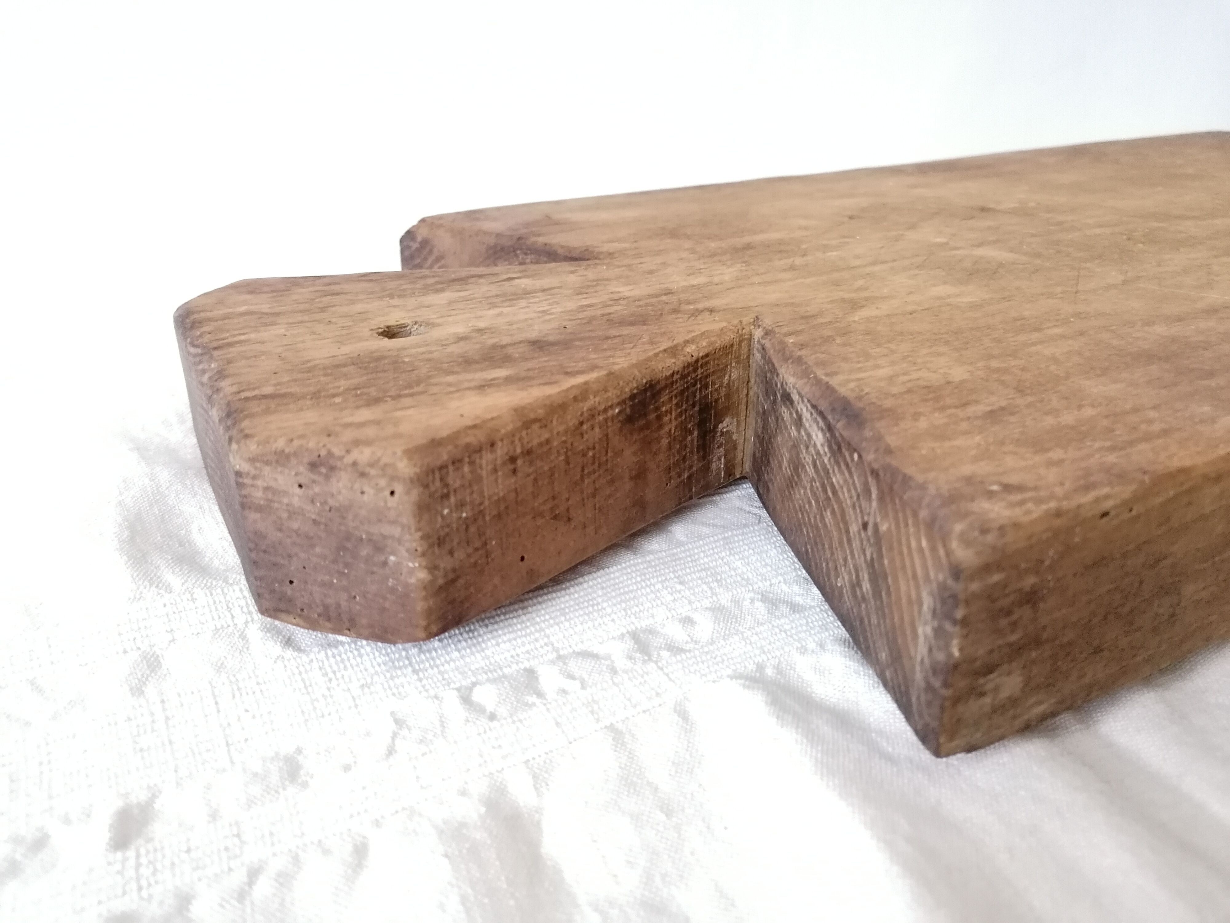 Wooden cutting board