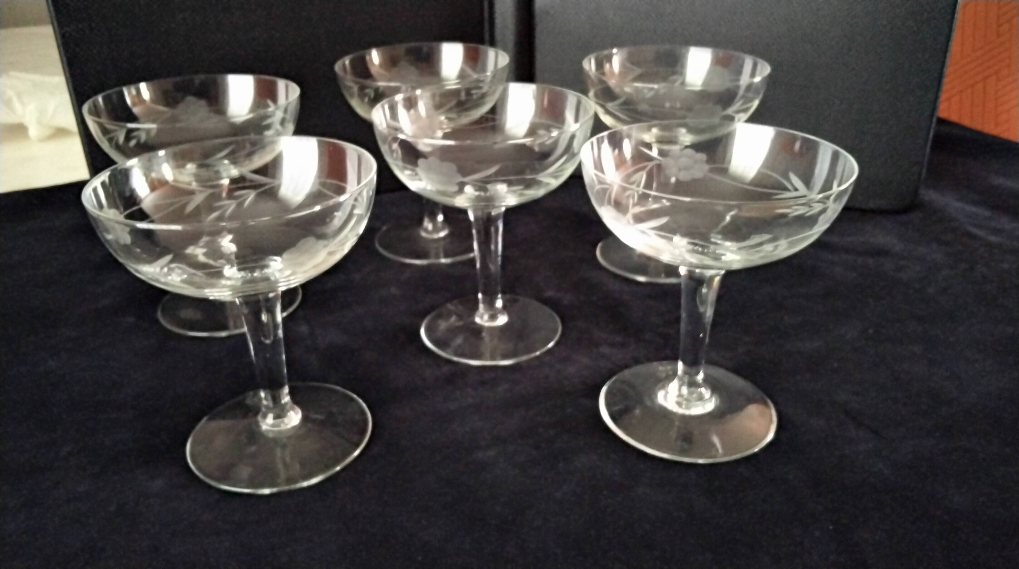 6 vintage champagne coupes in frosted glass.