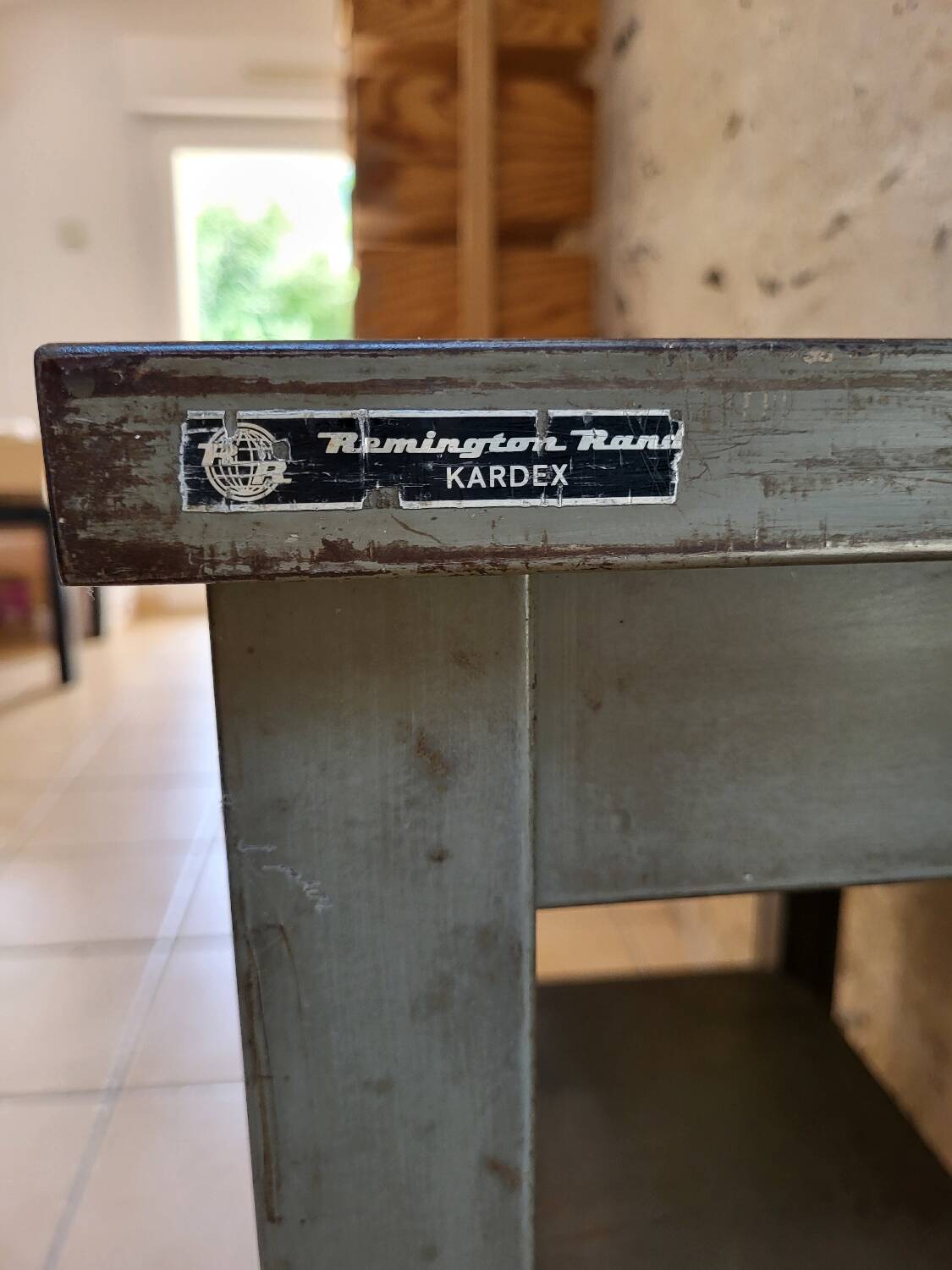 Metal serving trolley