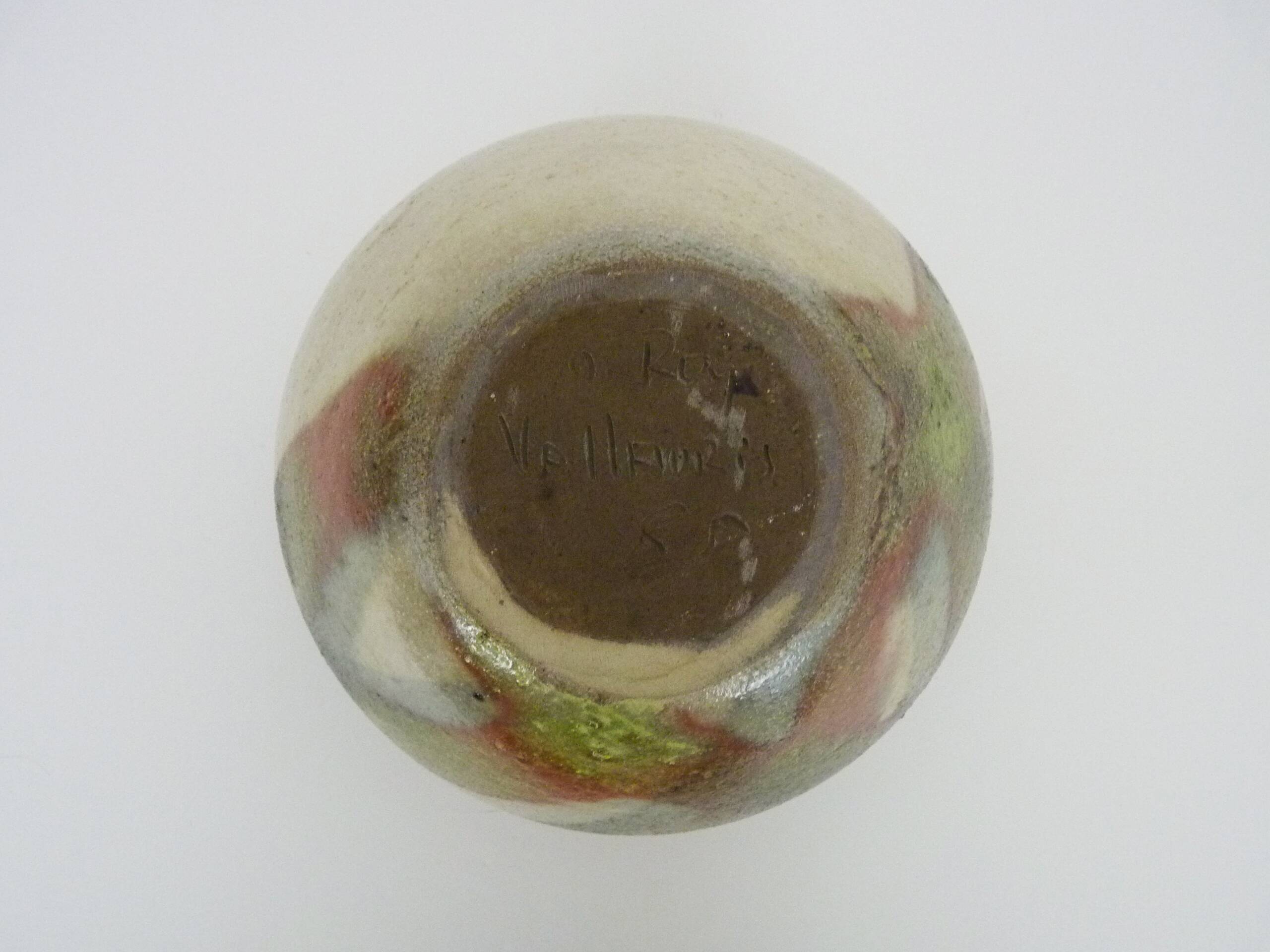 Round vase, ball signed Olivier Roy Vallauris. 80 years