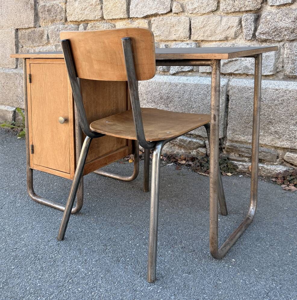 Vintage children's desk and its chair, Hitier spirit, 1950s modernist.