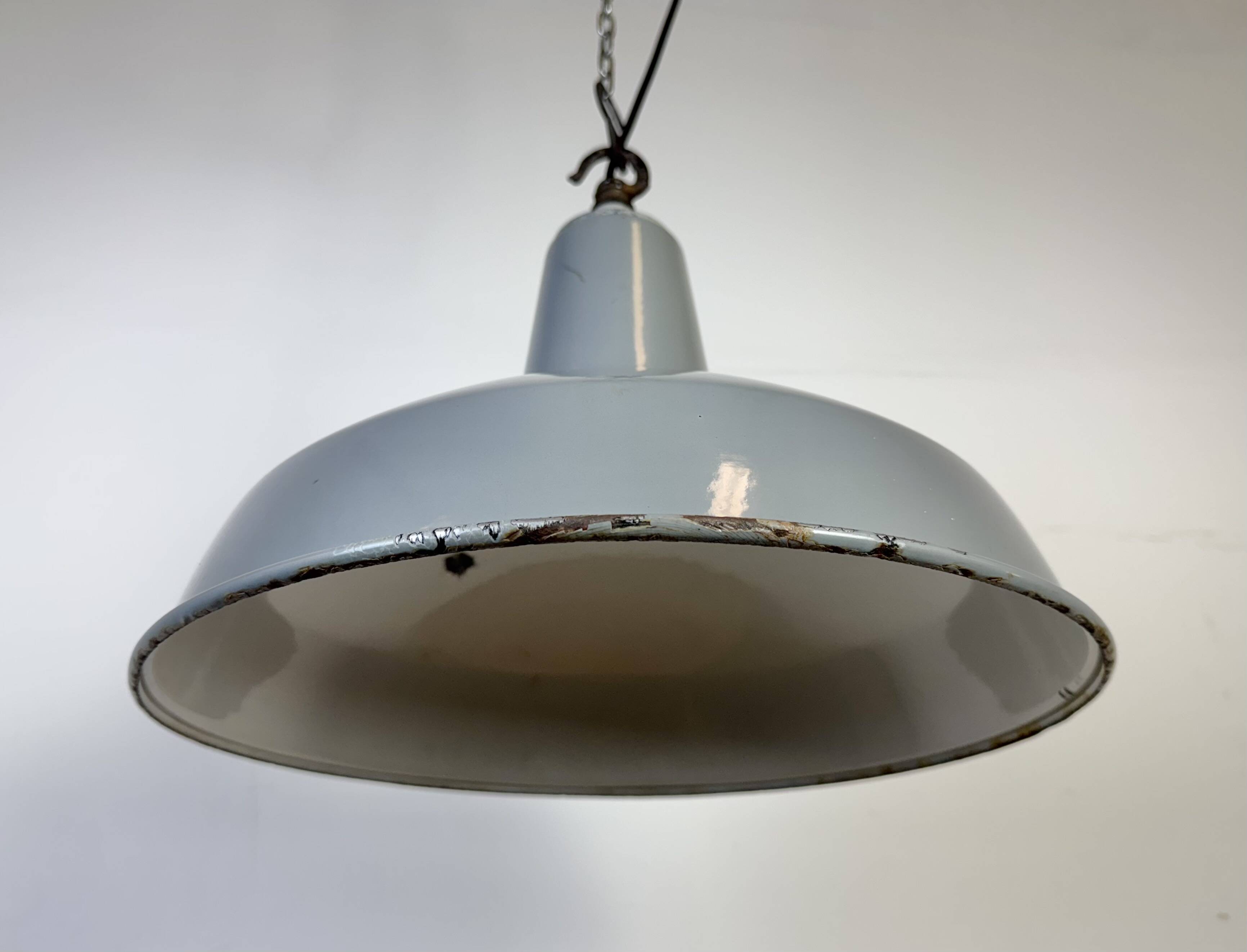Industrial British Grey Enamel Factory Pendant Lamp, 1960s