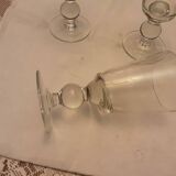 3 verres a eau anciens sur pied