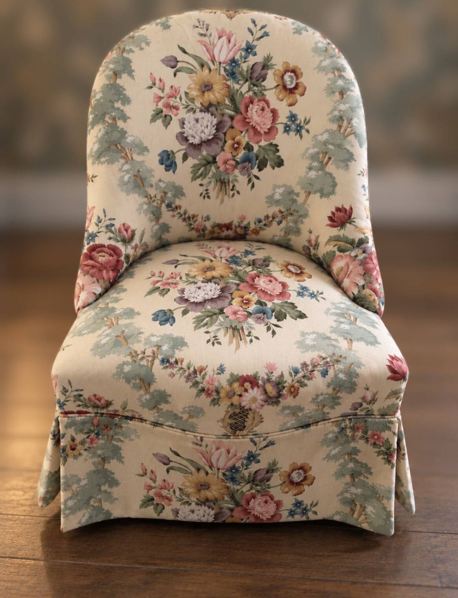 Fauteuil crapaud ancien à fleurs