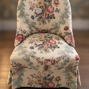 Fauteuil crapaud ancien à fleurs