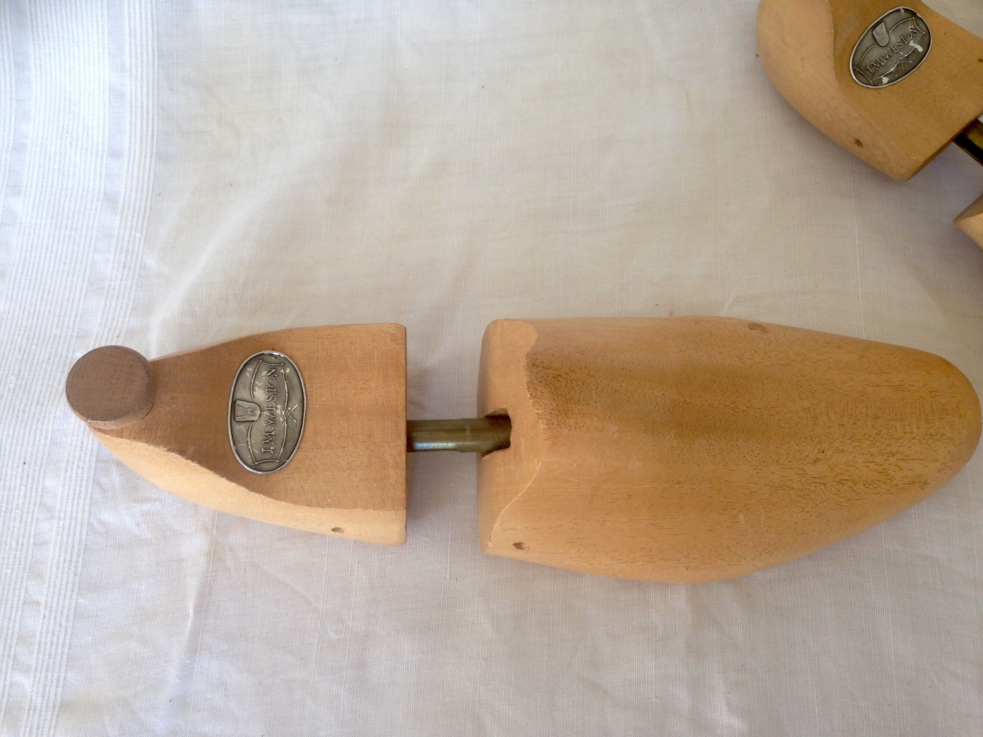 Pair of shoe trees Weston wooden