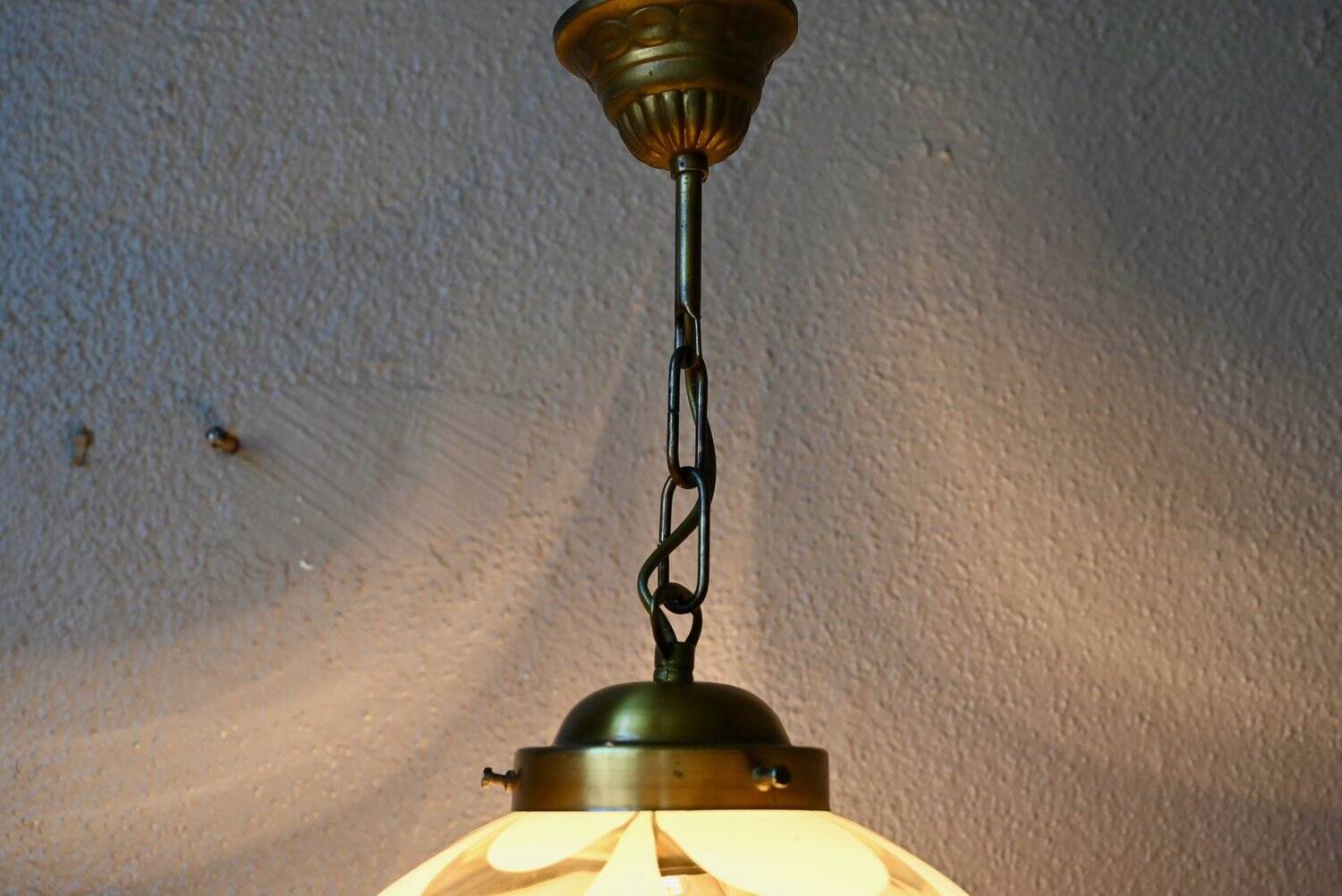 Suspension globe glass from Murano, marbled, brass, 1970s.
