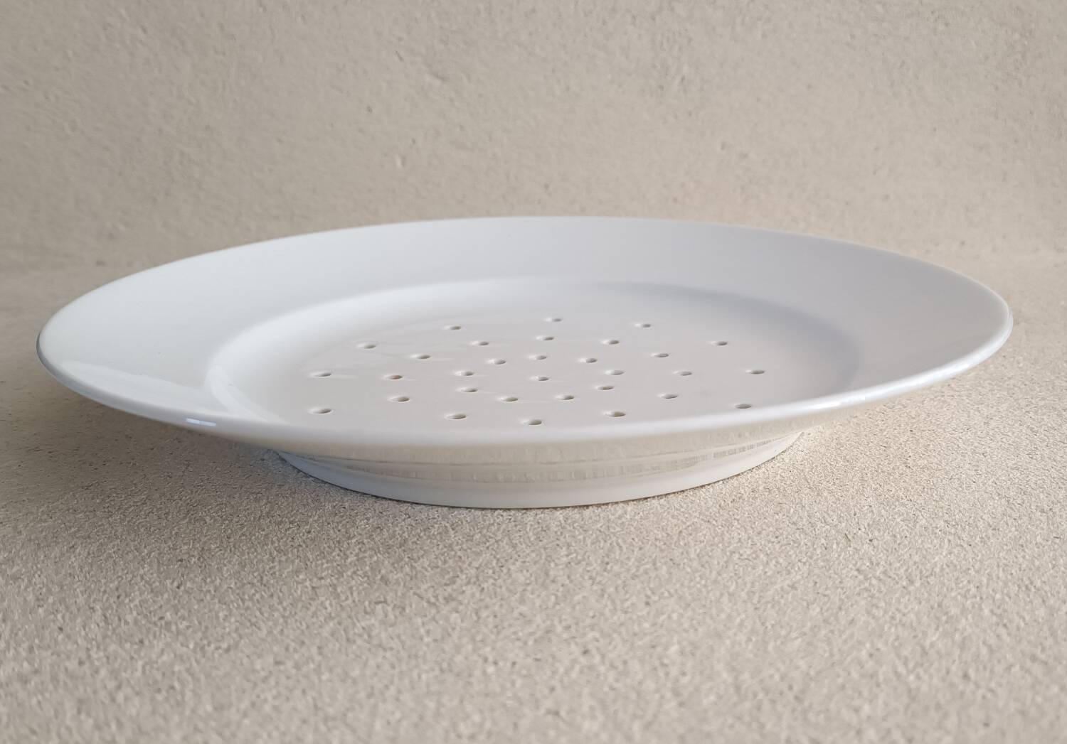 Porcelain draining plate
