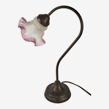 Gooseneck tulip lamp