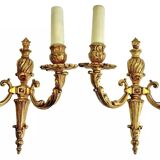 2 anciennes appliques bronze style Louis XVI