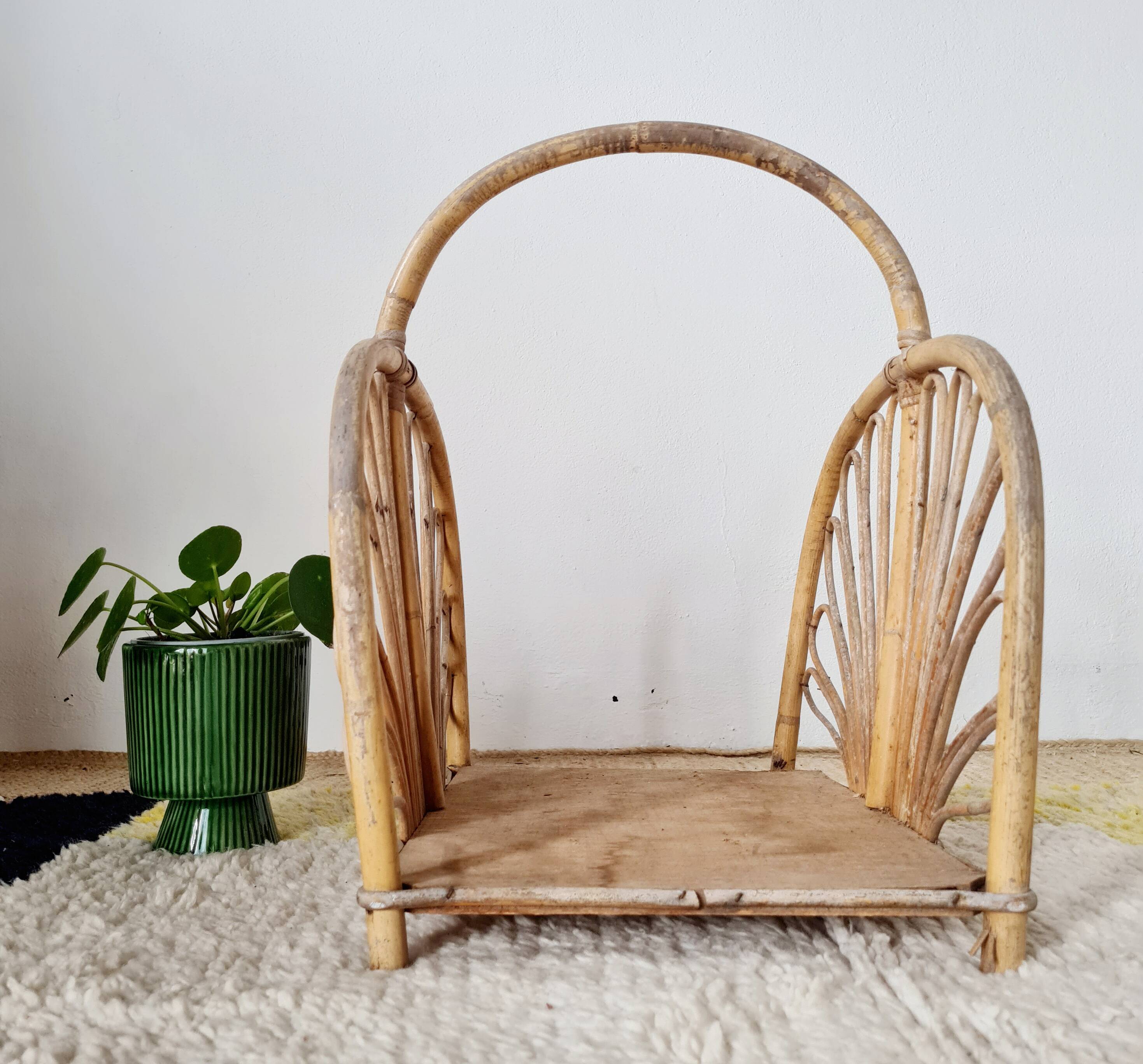 Magazine rack, vintage rattan storage
