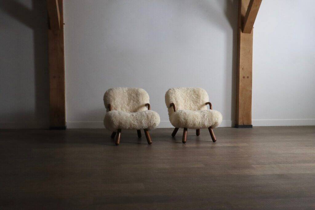 Pair of early edition Clam Chairs by Arnold Madsen for Madsen & Schubell, Denmark 1944