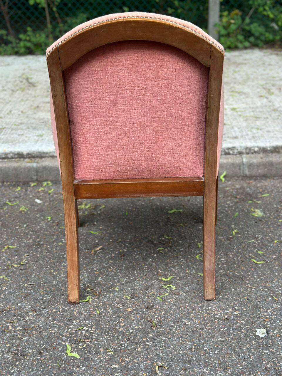 Art Deco bridge armchair in solid oak and salmon pink velvet, 1960.