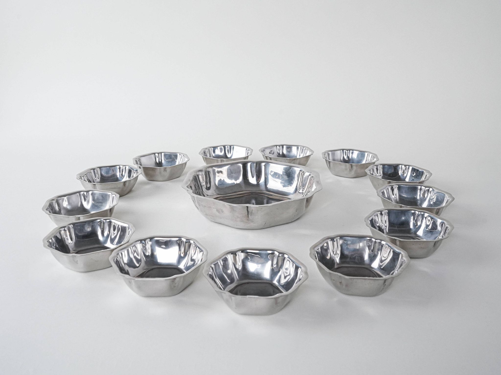 Set of stainless steel bowls, Italian design, 1980s, made in Italy
