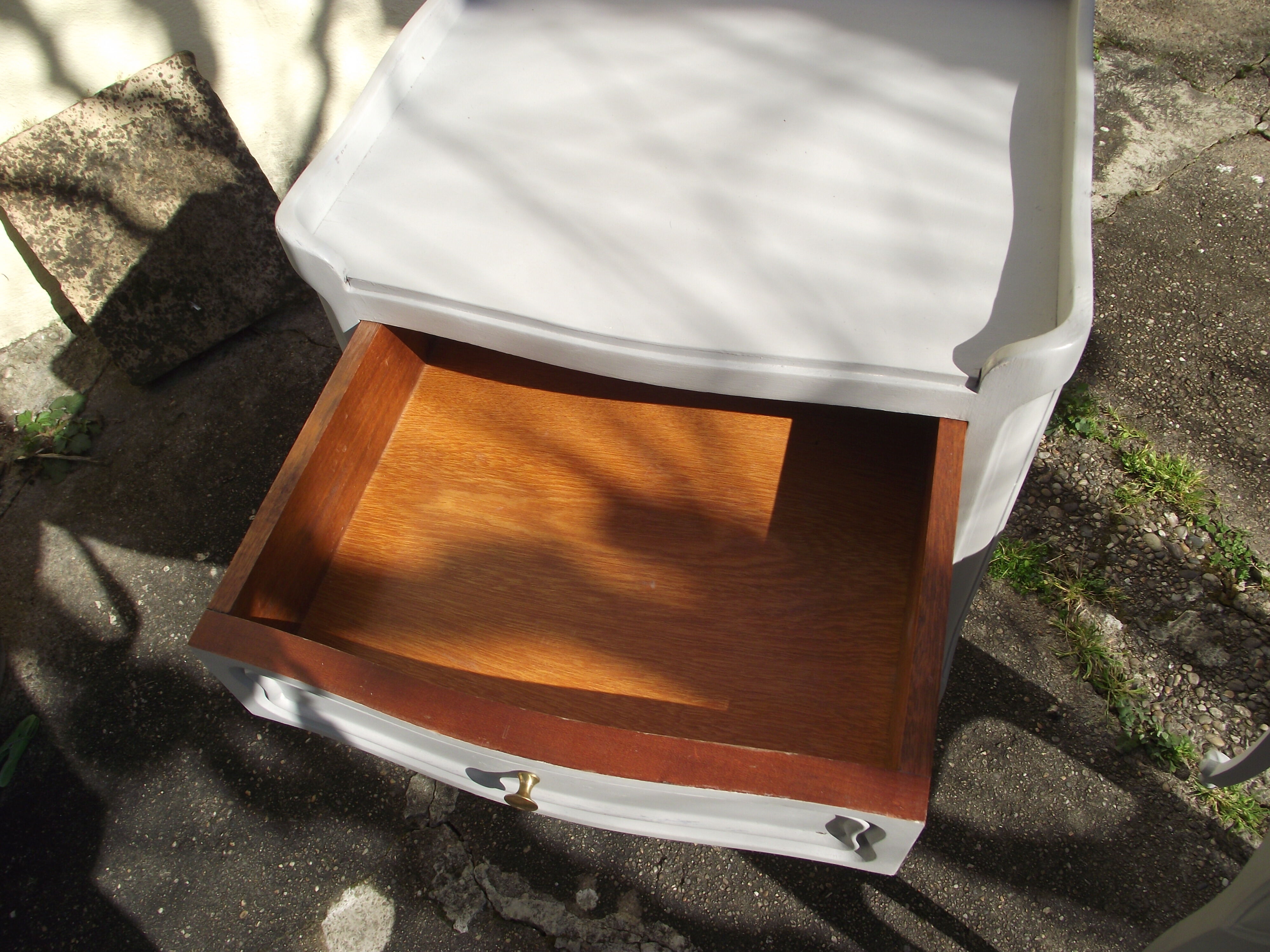 Pair of bedside tables in the style of Louis XV painted.