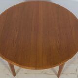 Table extensible en teck du milieu du siècle par Ole Hald pour Gudme Møbelfabrik, années 1970