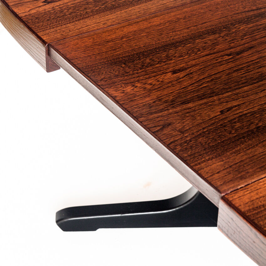 Table à manger avec une rallonge en chêne et bois d'orme, france, années 1970