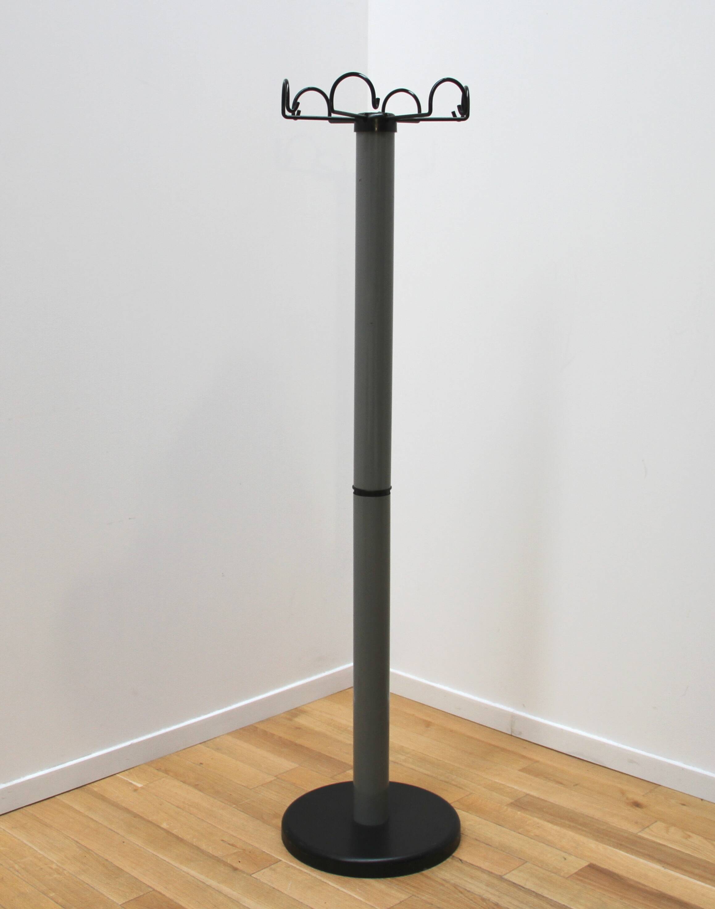 Seccosse industrial coat rack