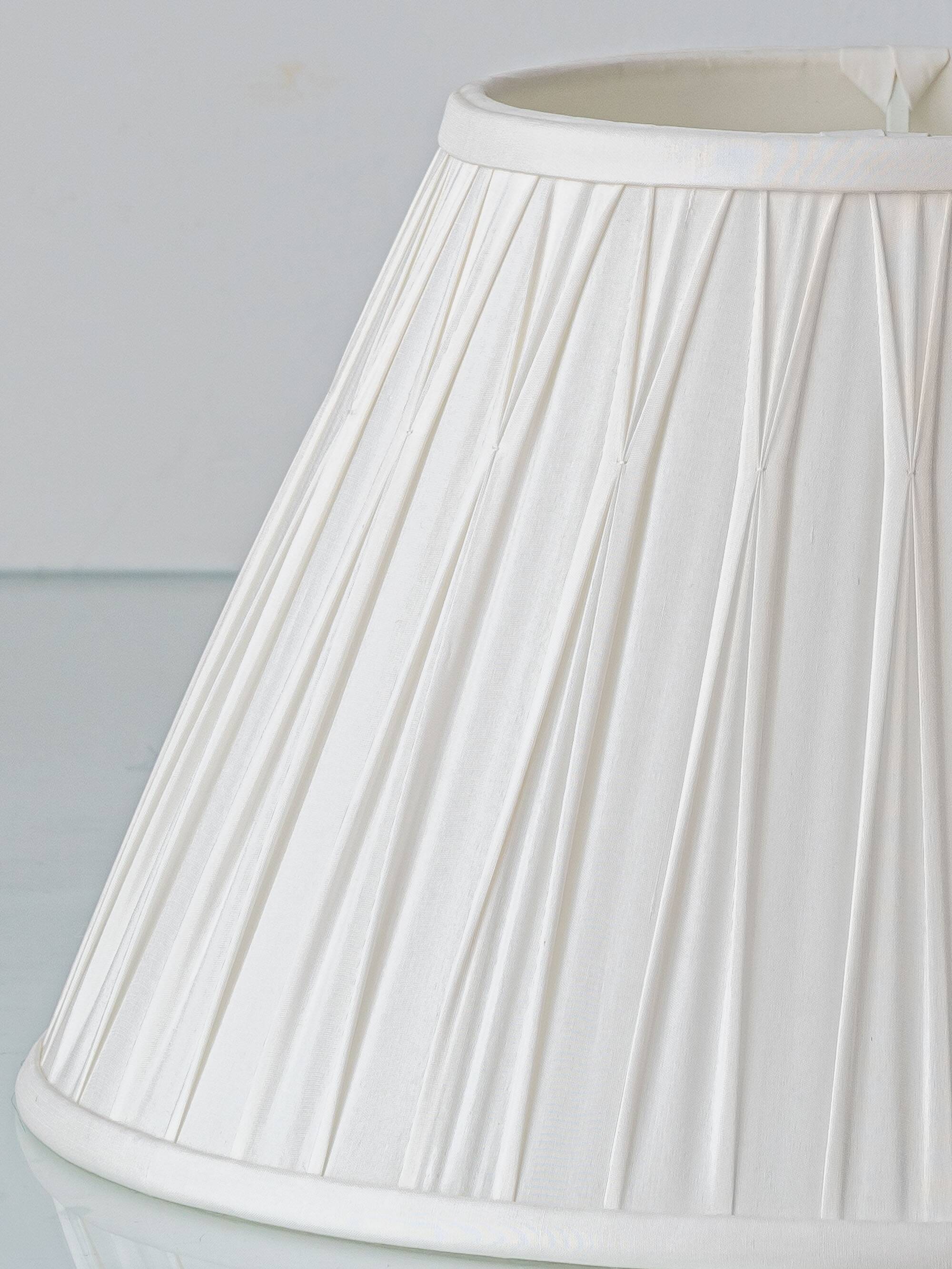 Table Lamp 'Chinoiserie' Blue and White from Delft, 1978, New Silk Shade