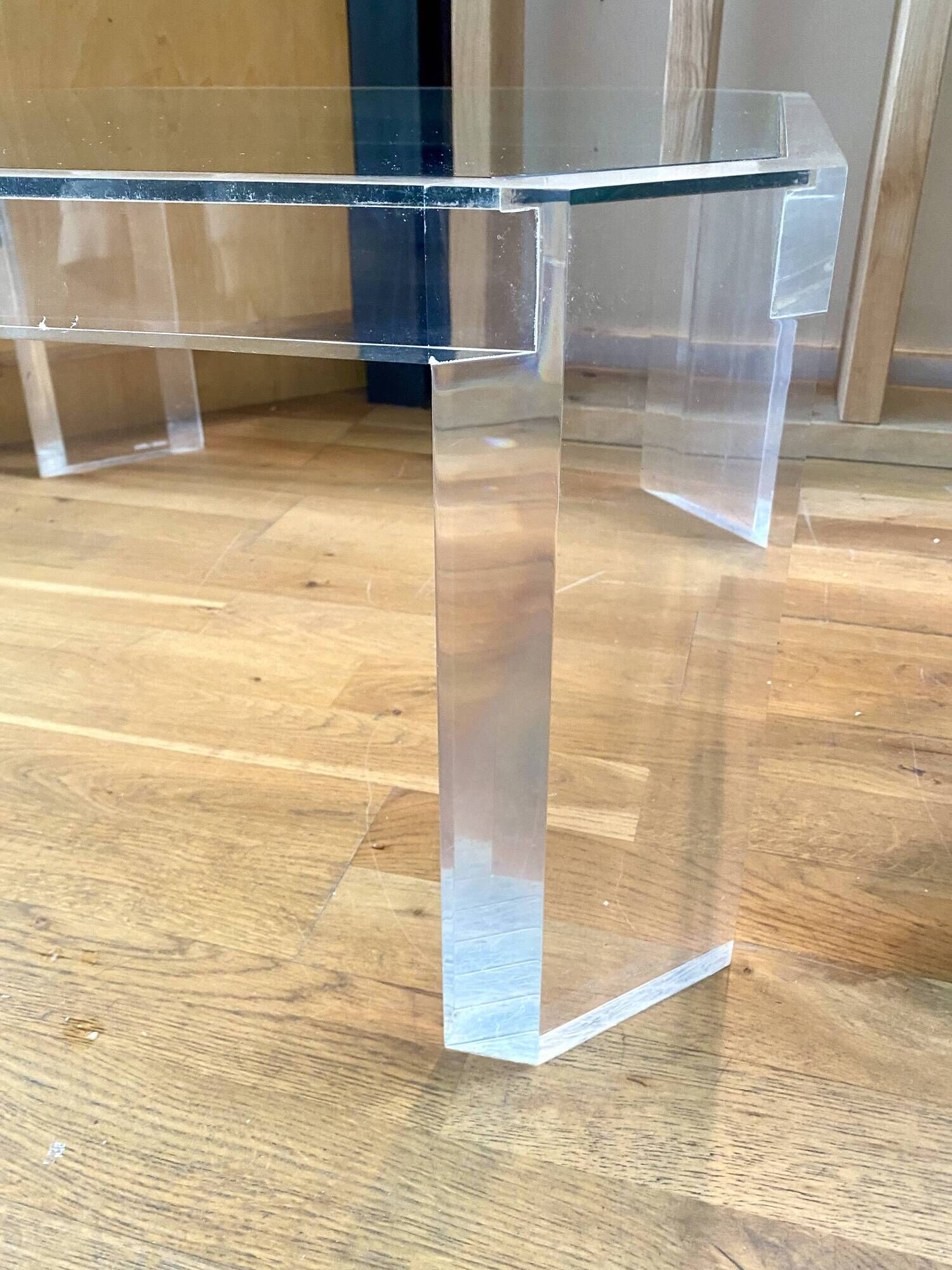 Table basse athena par david lange. 1970. 70x70