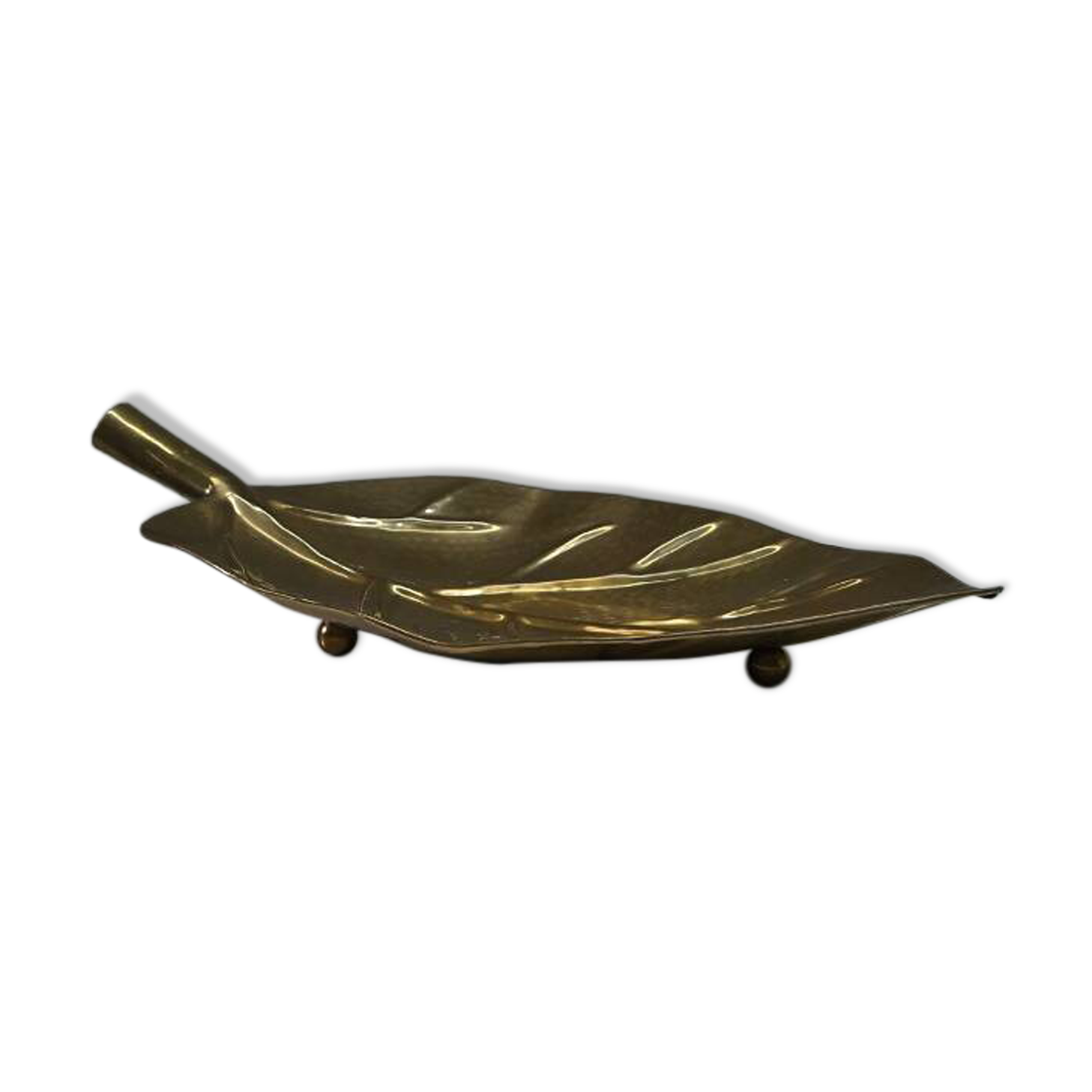 Brass leaf fruit bowl, 1970s Europe.