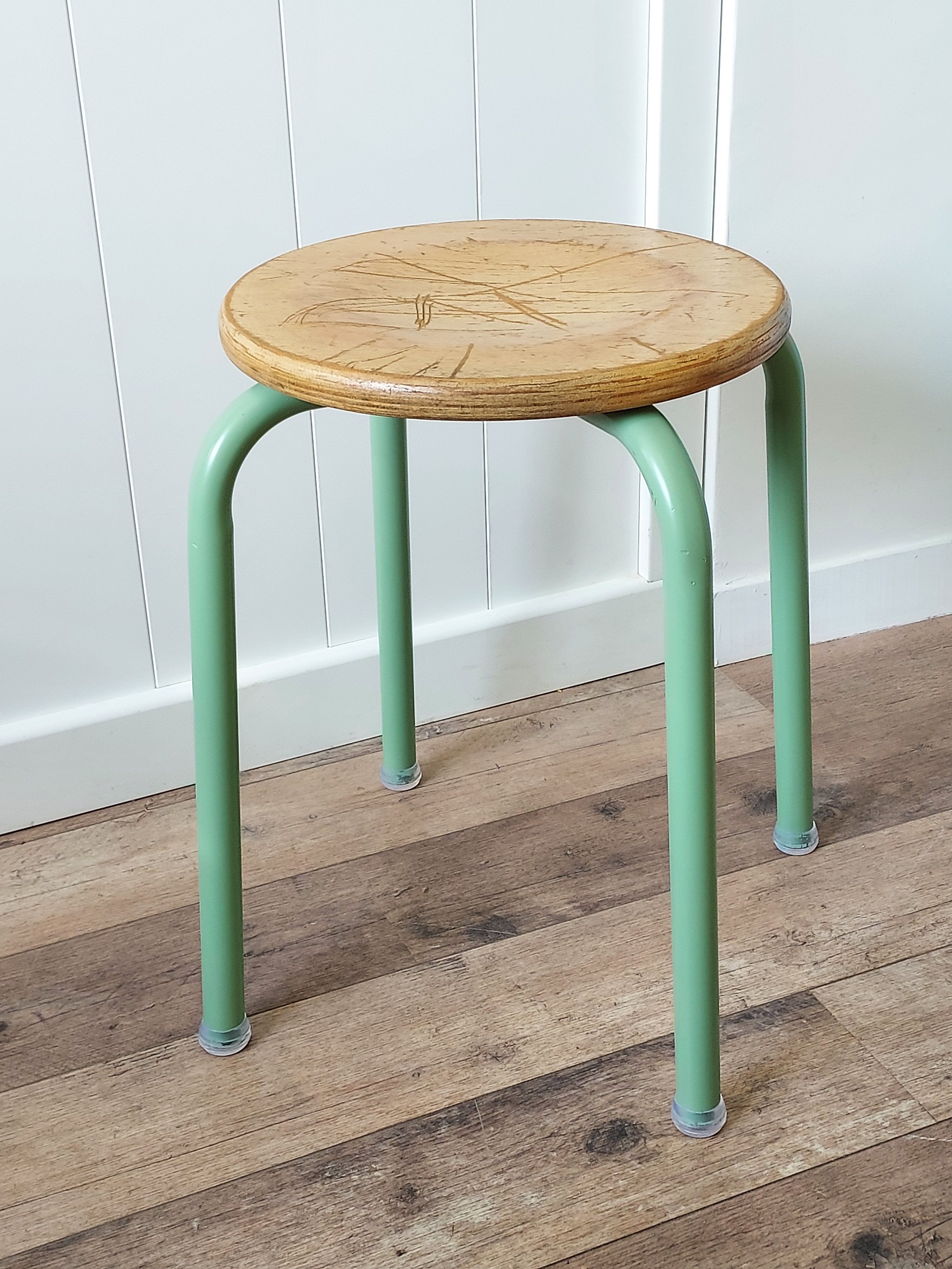 Minth green metal stool