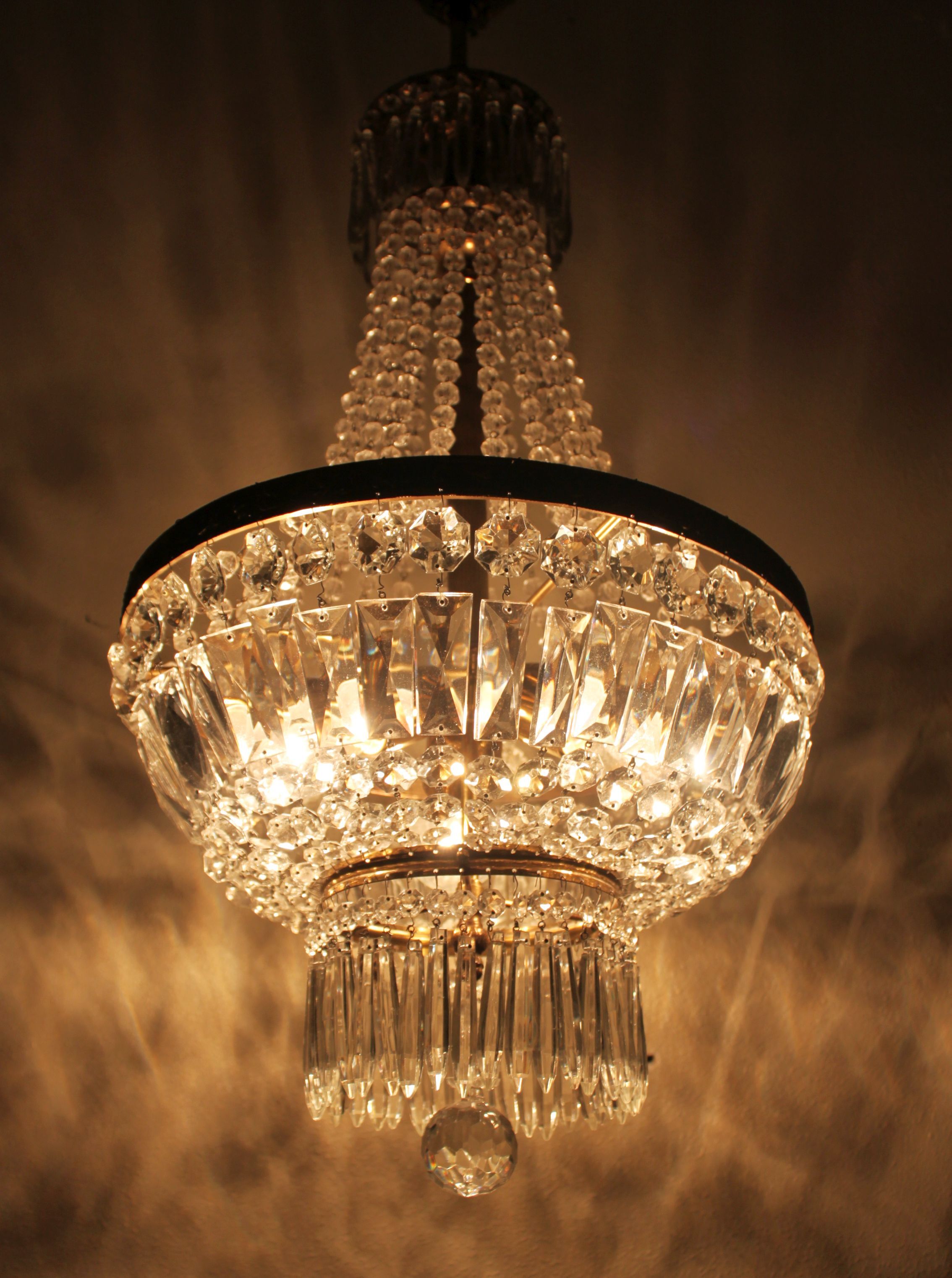 Chandelier basket empire style