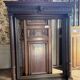 Cheminée ancienne en bois sculpté + trumeau – style Napoléon III