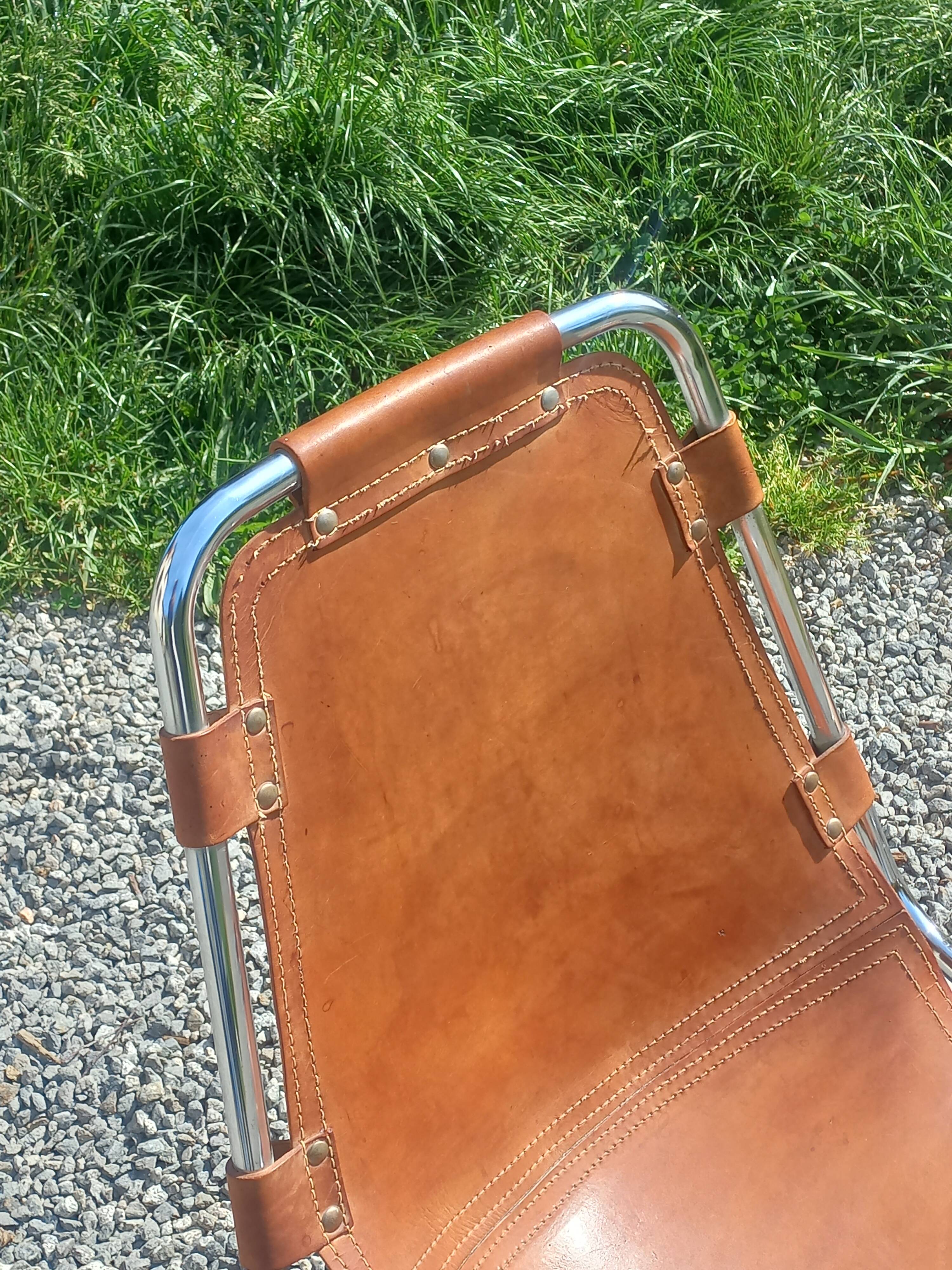 Paire de chaises design de Charlotte Perriand pour les Arcs