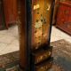 Sideboard fifth wheel pedestal storage column CD lacquered décor China Japan