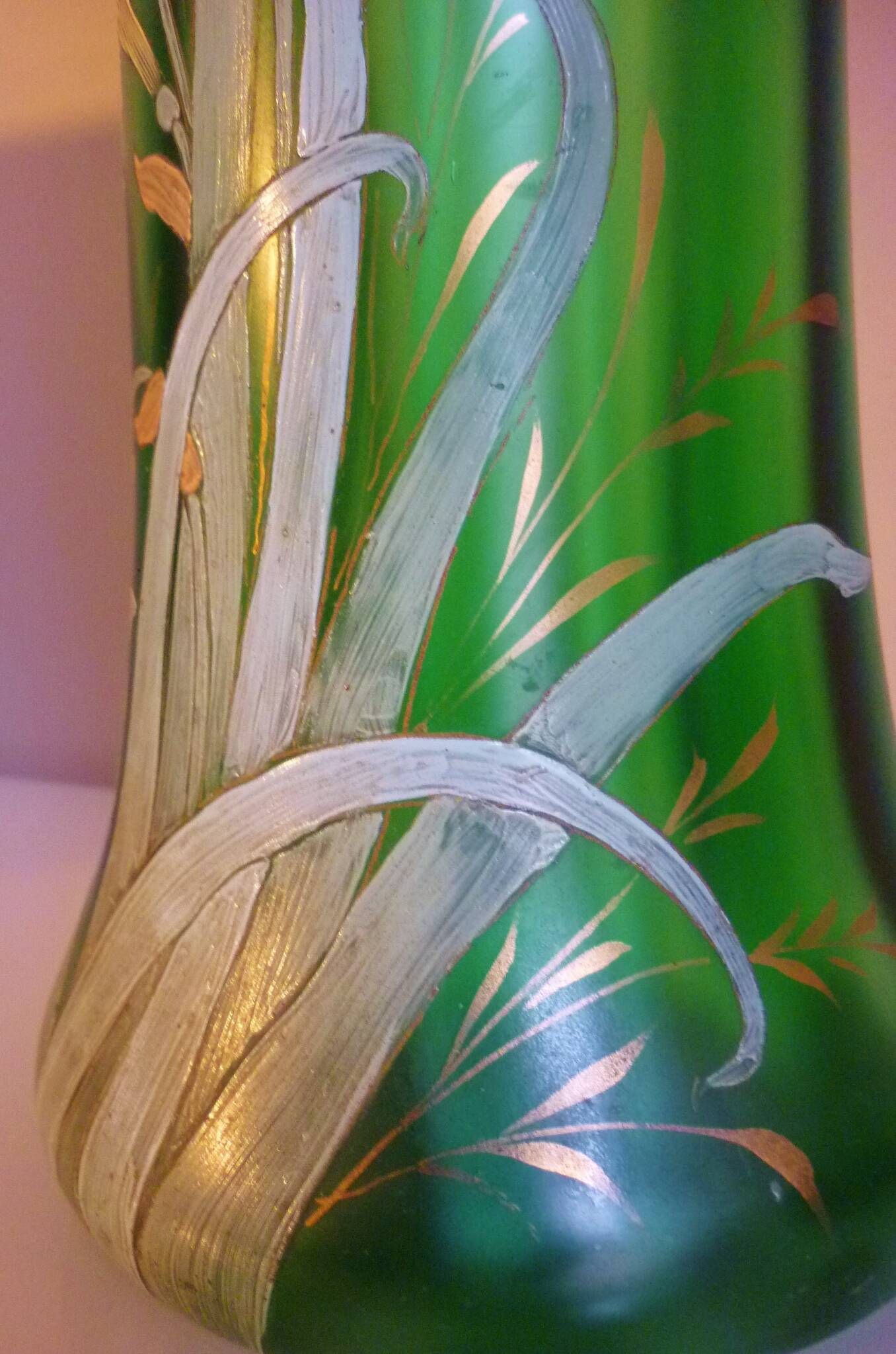 Vase with daffodils in blown glass, enameled, gilded, Legras Montjoye workshops, art nouveau