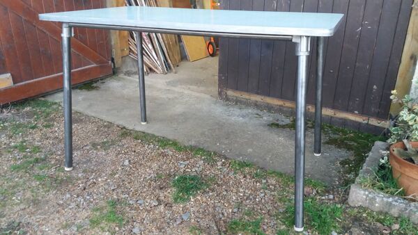 Table de cuisine Mullca, années 50